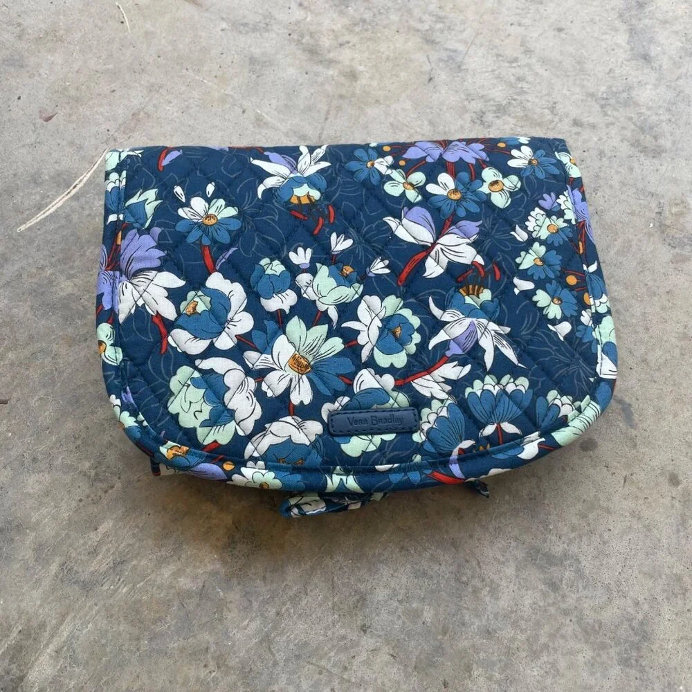 NWOT Vera Bradley Medium Hanging Travel Organizer Floral Burst Tie Closure